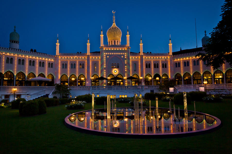 Tivoli&#39;s Moorish Palace, the Nimb Hotel and Restaurant at night