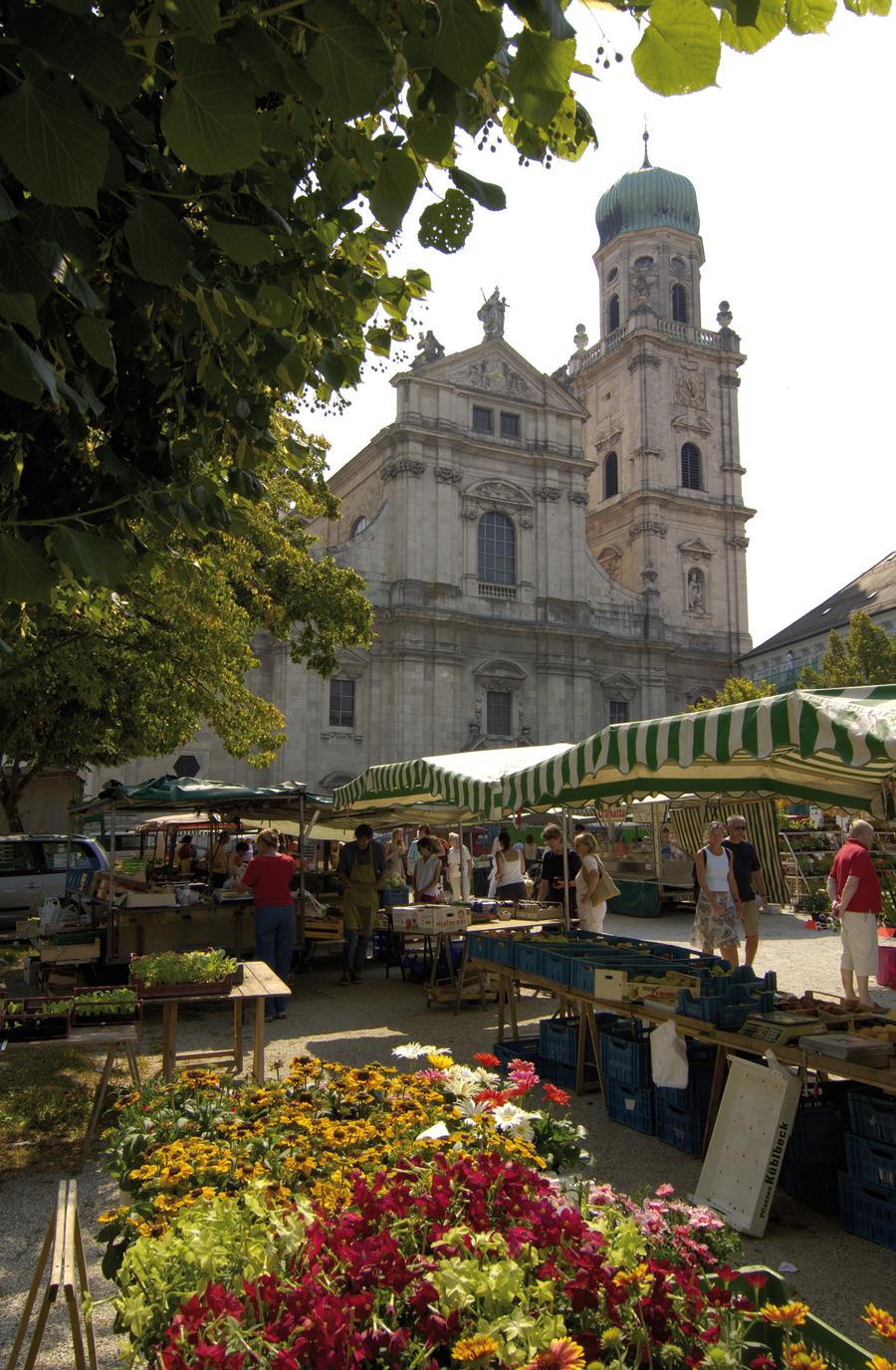 Das Foto Darf Ausschliesslich Fuer Marketingmassnahmen der Stadt Passau Verwendet Werden. Jegliche Nutzung Dritter ist Mit Dem Bildautor - www.guenterstandl.de-(0049-8682-95824) Gesondert Zu Vereinbaren, Passau, Stadtidylle, Bayern, Deutschland