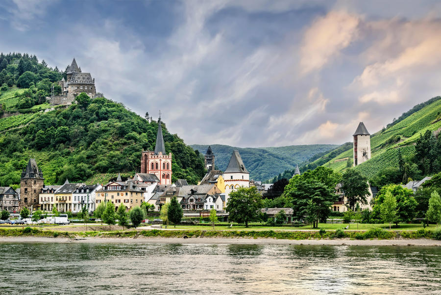 Bacharach is a small town in the Mainz-Bingen district in Rhineland-Palatinate, Germany.  Stahleck Castle is on the hilltop.