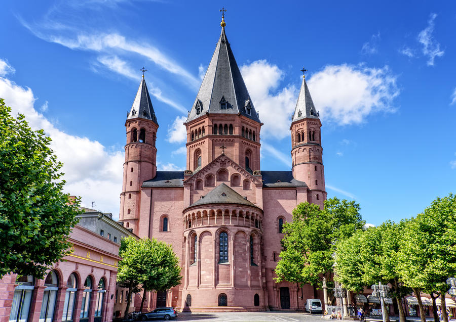 Bishop's Church of St. Martin Mainz Rhineland Palatinate lantern religion