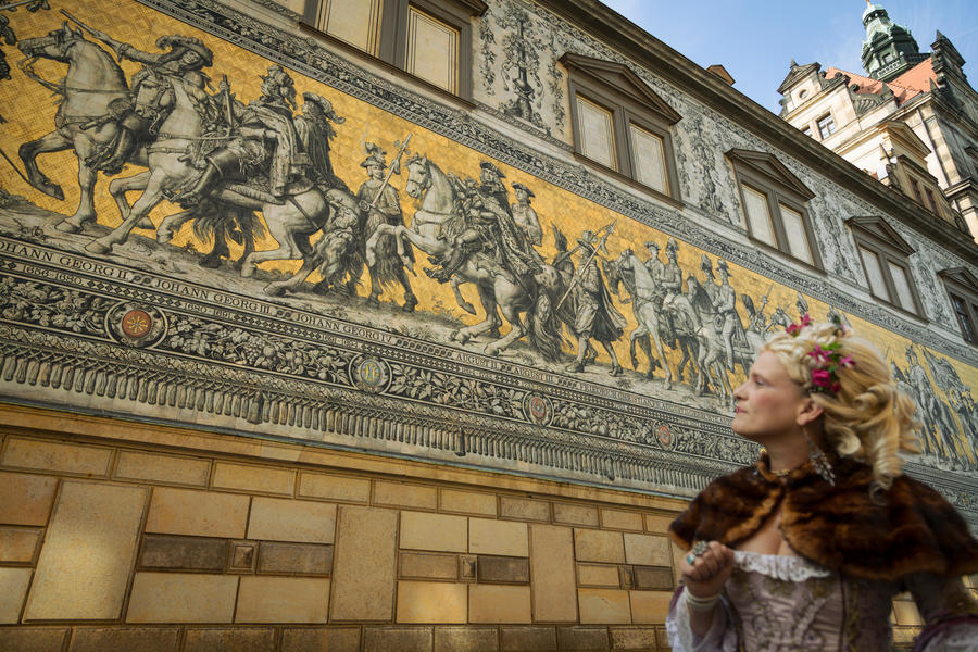 Ostern in Dresden mit "Schwanensee" in der Semperoper