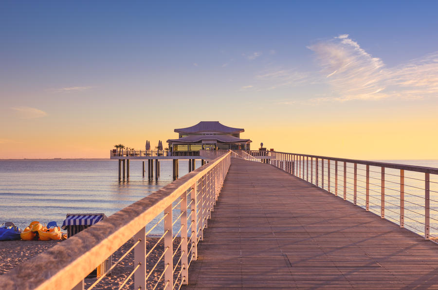 Timmendorfer Beach, in the Luebeck Bay with Lake bridge
