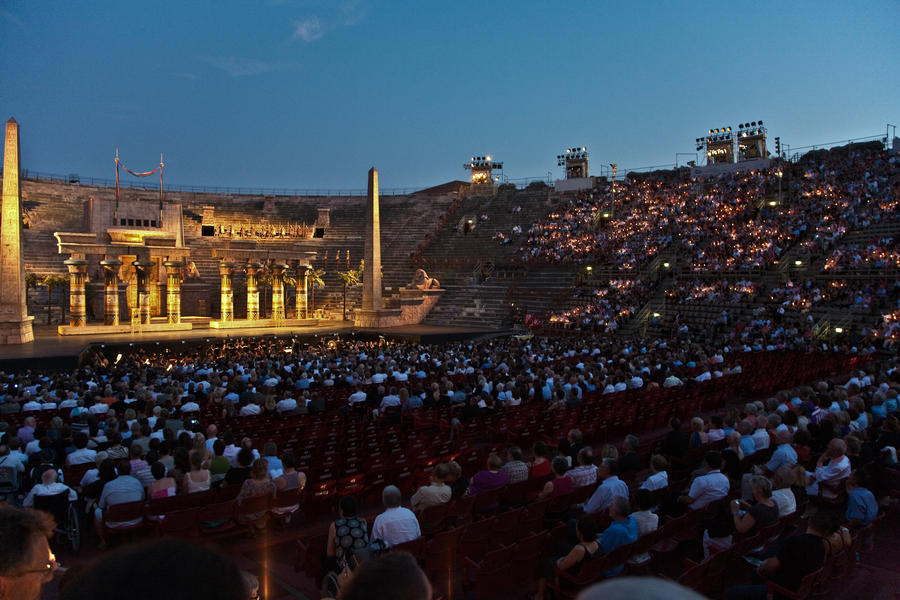 Gardasee & Arena di Verona mit Opernaufführung „Nabucco“