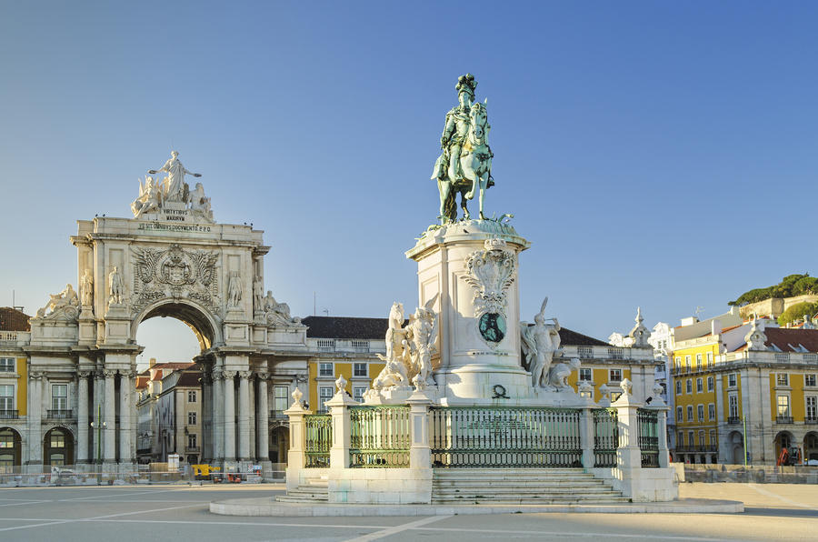 praca comercio square lisbon portugal