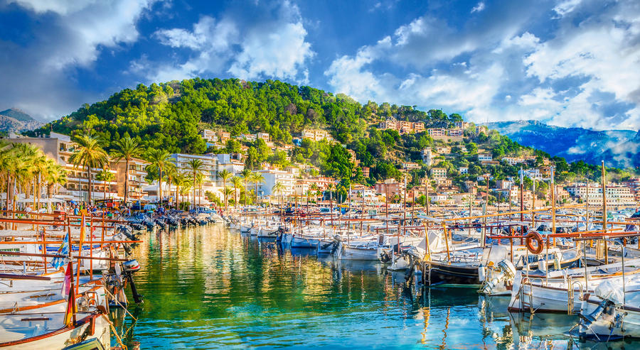 Harbour of Porte de Soller, Palma Mallorca, Spain