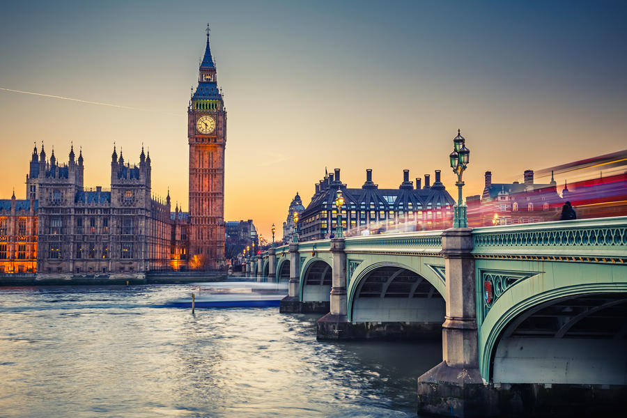 Big Ben and Westminster bridge at dusk