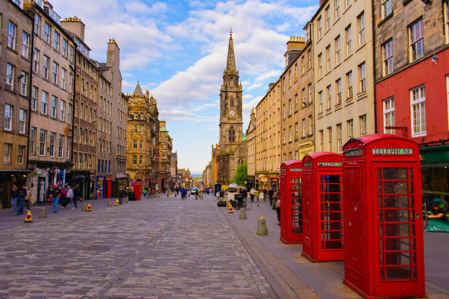 street view of Edinburgh, Scotland, UK