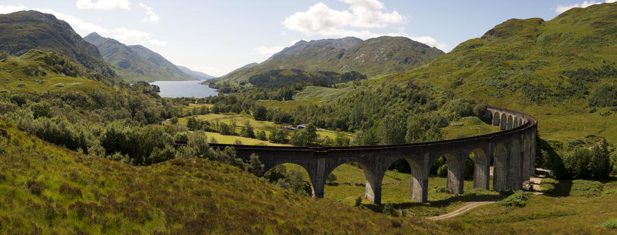 Glenfinnan Viaduct in Scotland
