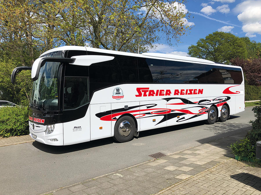 ST-S100 Mercedes Bus