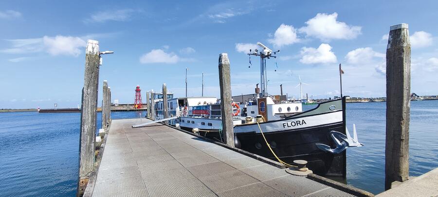 Schiff Flora Boat und Bike