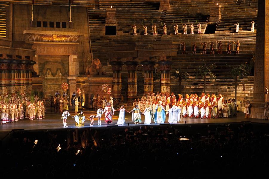 Gardasee & Arena di Verona mit Opernaufführung „Aida“