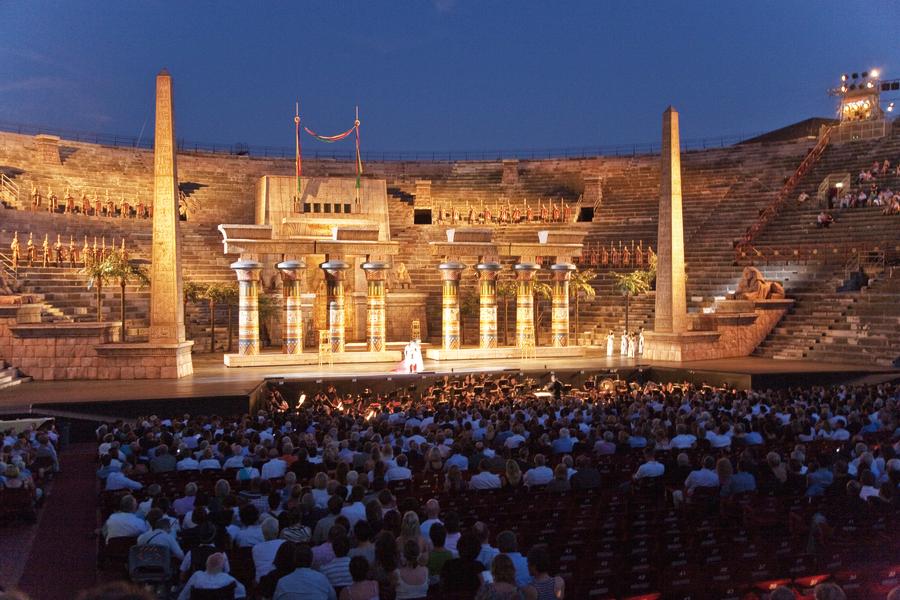 Gardasee & Arena di Verona mit Opernaufführung „Aida“