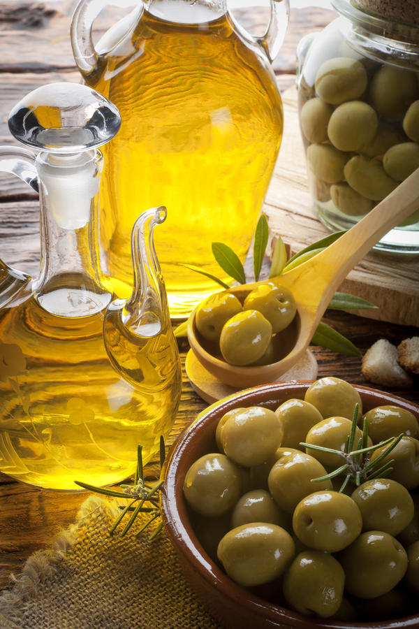 Oil and olives