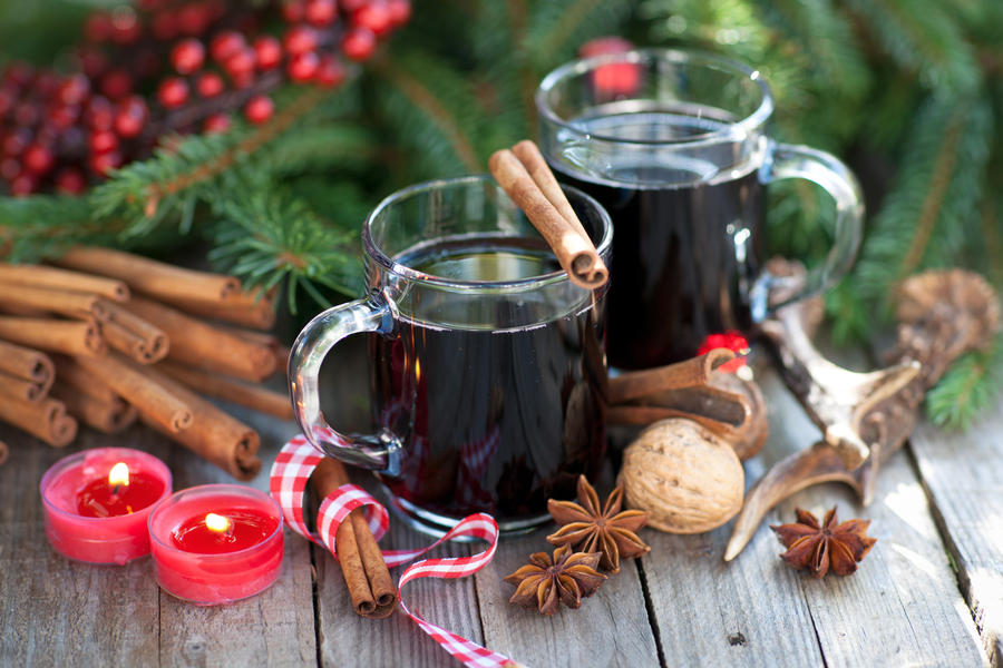 Hot spiced wine