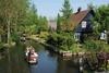 Spreewald, Spreewaldfliess Bei Lehde, Spreewaldhaus, Kahnfahrt, Land Brandenburg