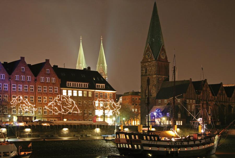 Eine der Schachte in Bremen, Weihnachtszeit﻿Eine der Schlachte in Bremen, Weihnachtszeit