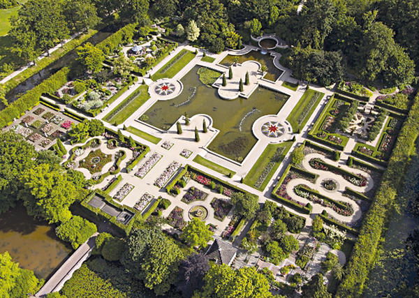 Kasteeltuinen Arcen Rosarium Luchtfoto